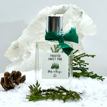 Load image into Gallery viewer, 1 oz. Spray Bottle, luxury perfume bottle. Travel Perfume Bottle.