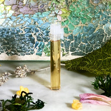 Load image into Gallery viewer, 1 ml Sample Vial is offered by The Parfumerie so you may test your perfume scent and compatibility with your skin.