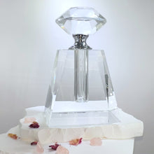 Cargar imagen en el visor de la galería, Crystal Perfume Bottle - Vintage Flair, A-Line Base, Round Top