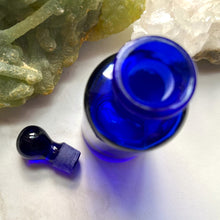 Load image into Gallery viewer, Apothecary Bottle - 4 oz. (~118 ml) - Cobalt Blue