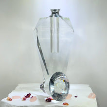 Cargar imagen en el visor de la galería, Crystal Perfume Bottle - Tall & Sophisticated