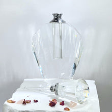 Cargar imagen en el visor de la galería, Crystal Perfume Bottle - Deco Shape - Keystone Top