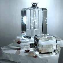 Cargar imagen en el visor de la galería, Crystal Perfume Bottle - Rectangular Design