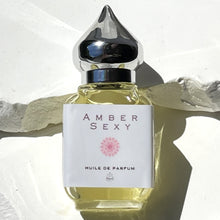 Load image into Gallery viewer, The Parfumerie offers Perfume Oils that are Vegan, Cruelty-Free, Alcohol-Free, Unaltered, Highest Quality and Long Lasting.