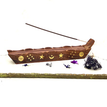 Load image into Gallery viewer, The Parfumerie offers many different scents of incense sticks to place on your incense burner like this one.