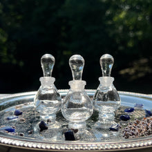 Cargar imagen en el visor de la galería, The Parfumerie offers a Potion Genie Glass Bottle that makes a perfect Perfume Bottle for a Unisex Gift.