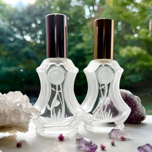 Cargar imagen en el visor de la galería, A floral etched crystal perfume bottle with a Gold or Silver Sprayer top. The perfect addition to your perfume supplies.