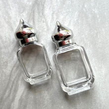 Cargar imagen en el visor de la galería, Gift Bottle - 15 ml - Perfume Bottle