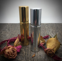 Cargar imagen en el visor de la galería, Metallic Perfume Bottles. 12 ml Atomizer Spray Bottles. Metallic Gold or Metallic Silver options. Inner chamber holds the Perfume Oils, Essential Oils or Fragrance oils for Perfumes, Colognes, Room Sprays, Car Refreshers and Pillow Mists.