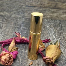 Cargar imagen en el visor de la galería, Metallic Perfume Bottles. 12 ml Atomizer Spray Bottles. Metallic Gold. Inner chamber holds the Perfume Oils, Essential Oils or Fragrance oils for Perfumes, Colognes, Room Sprays, Car Refreshers and Pillow Mists.