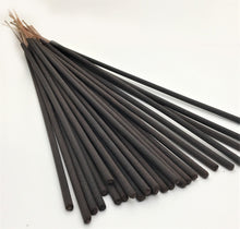 Cargar imagen en el visor de la galería, China Musk Natural Joss Stick Incense  19 Inch