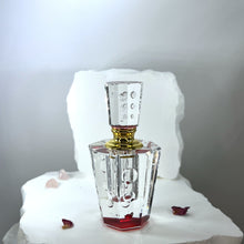 Load image into Gallery viewer, Crystal Perfume Bottle - Octagonal - Bubble - Red Base