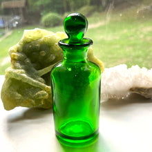 Cargar imagen en el visor de la galería, The Apothecary Glass Perfume Bottles can be used for Attars, Perfume Oils, Essential Oils and Carrier Oils or blends you create!