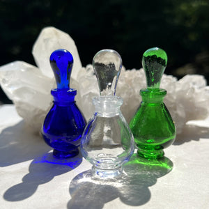 These Glass Fragrancia Perfume Bottles come in Clear Glass, Cobalt Blue Glass and Green Glass.
