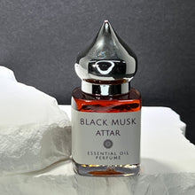 Cargar imagen en el visor de la galería, Perfume de aceite esencial de almizcle negro Attar