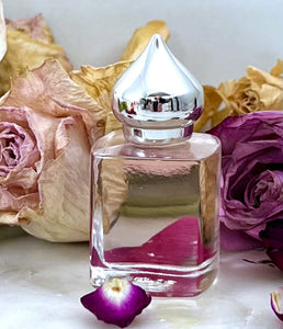 The Parfumerie offers Clear glass 15 ml Gift Perfume Bottles as one of our Private label Products! Create your own brand today!