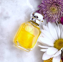 Load image into Gallery viewer, Golden Flower Floral Perfume at The Parfumerie Store. Check out our different size perfume bottle options!