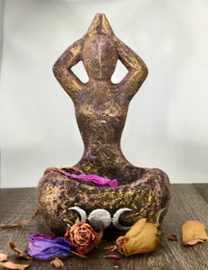 Triple Moon Goddess Statue - Gold/Purple